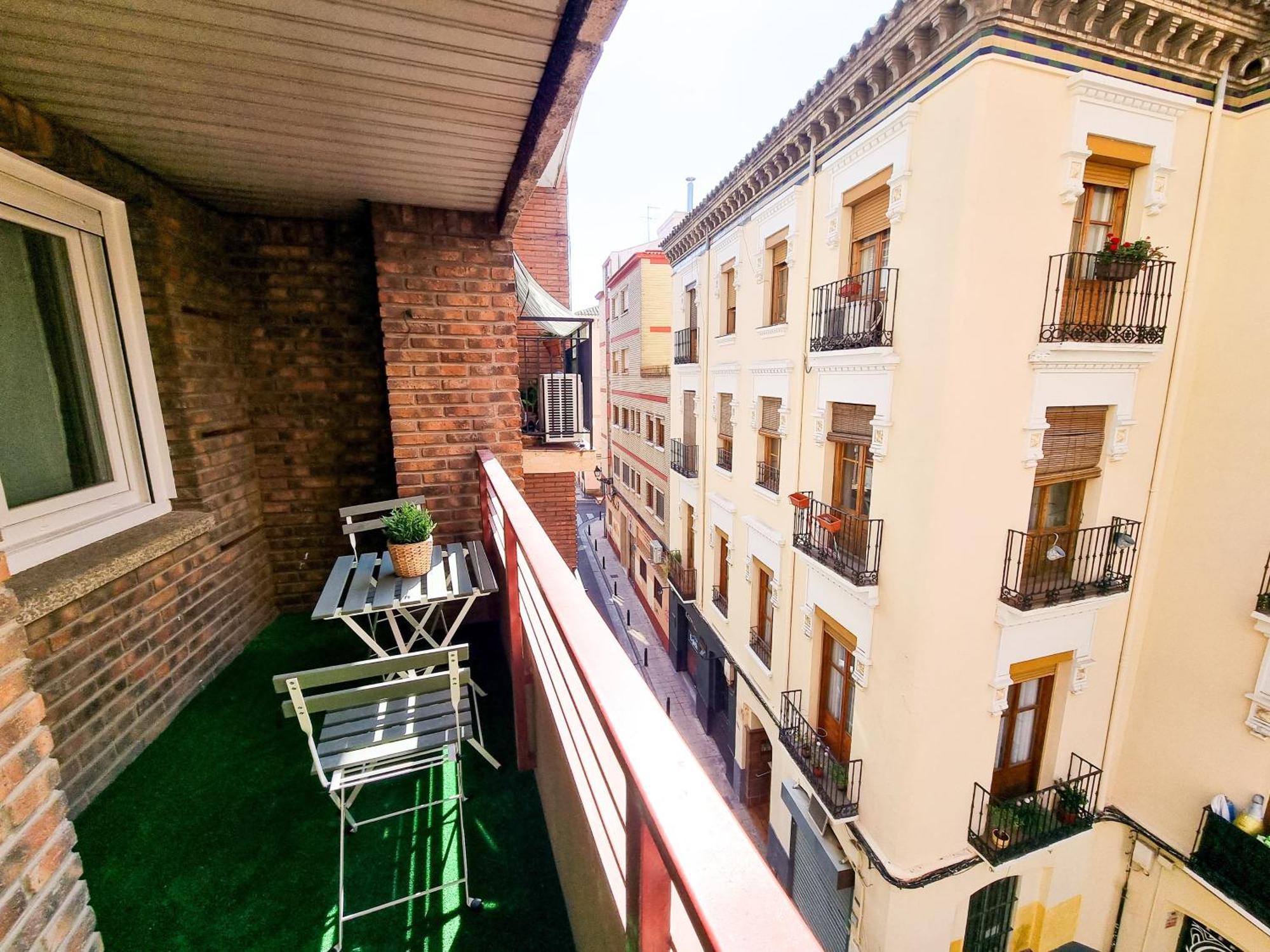 El Teatro Del Pilar Lägenhet Zaragoza Exteriör bild
